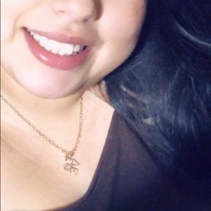 Meet your Posher, Abigail